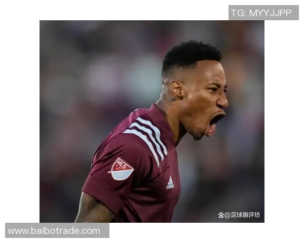 服役期间表现突出的足球明星排名及其职业生涯回顾 服役期间表现突出的足球明星排名及其职业生涯回顾