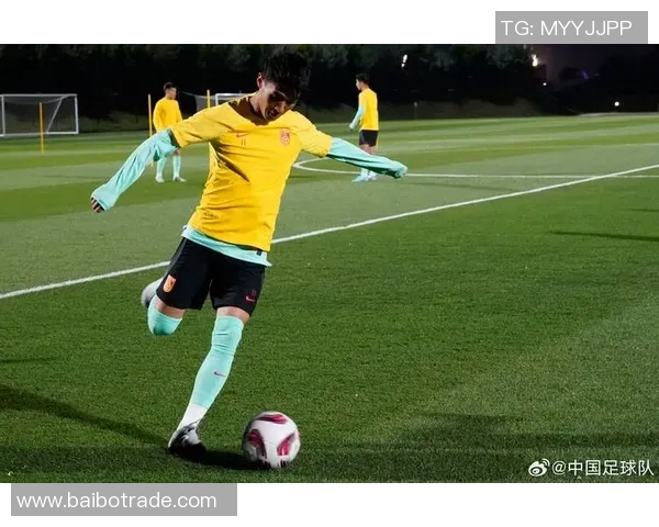 张强专访：从绿茵场到人生舞台的足球旅程回顾与思考